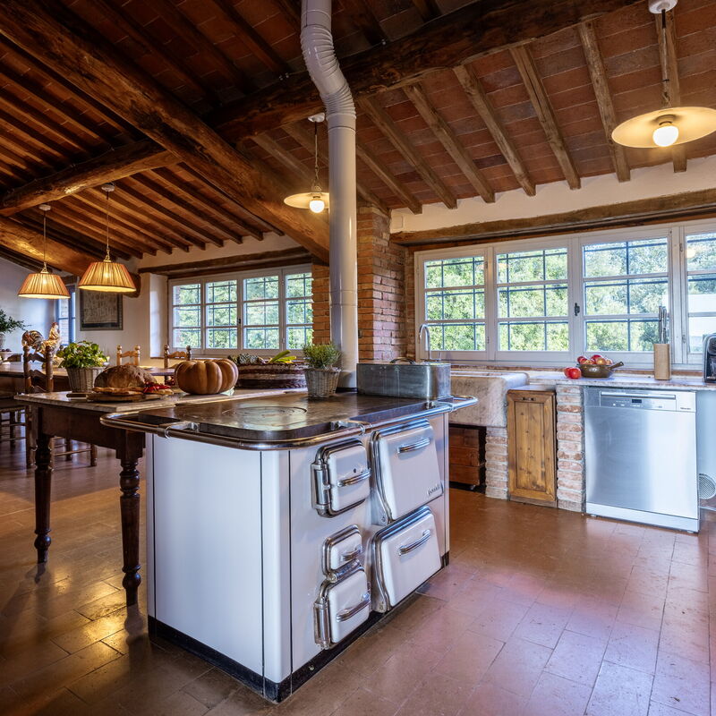 Il Gabbro, Luxury Experience: Autumn, Kitchen, Spring, Summer