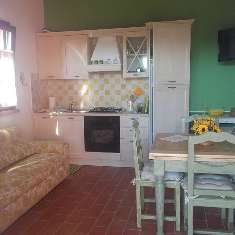 Appartamento Girasole Seaside and Pool: Autumn, Dining Room, Kitchen, Spring, Summer