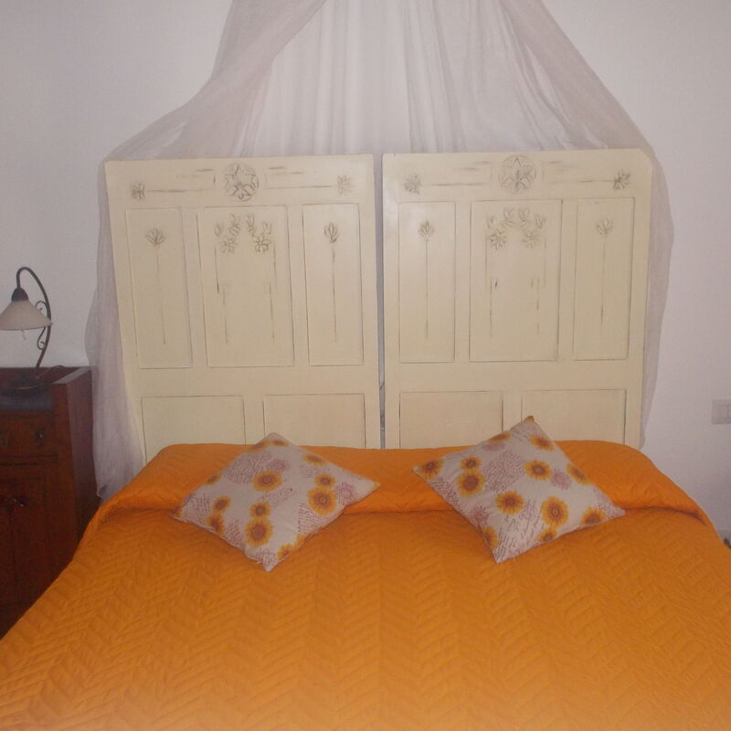 Appartamento Girasole Seaside and Pool: Autumn, Bedroom, Spring