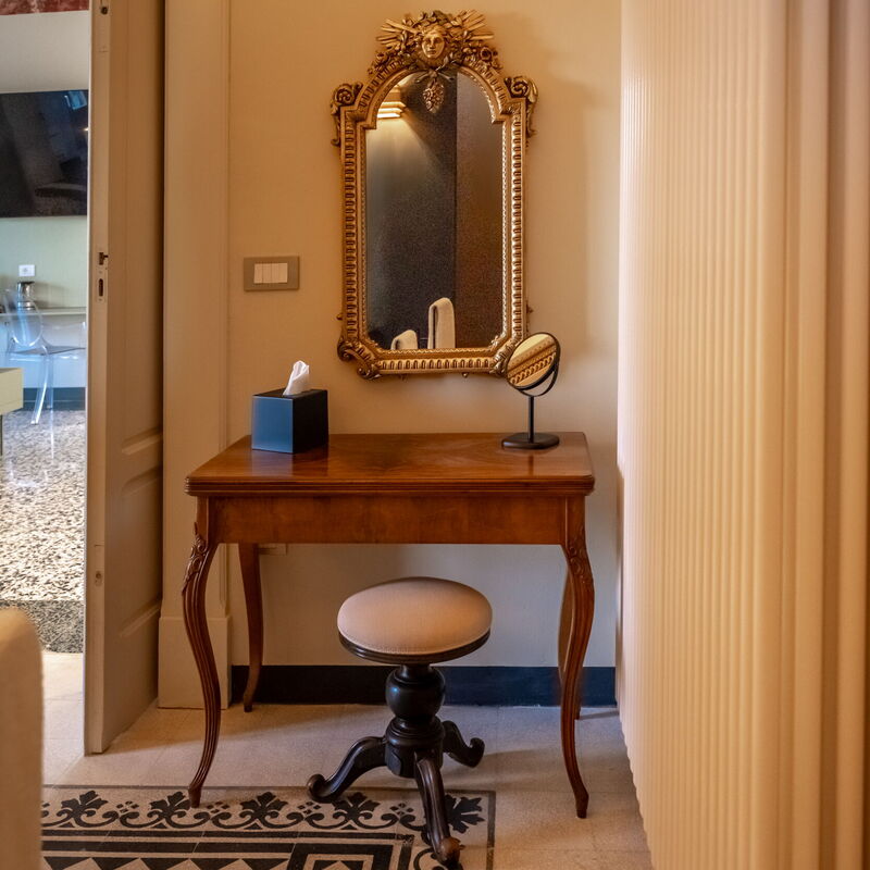 Royal Suite - Palazzo Villani Lubelli: Autumn, Living Room, Spring, Summer