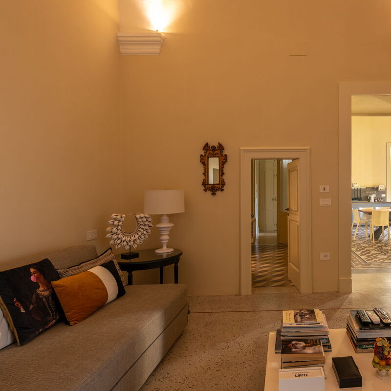 Bubble Apartment - Palazzo Villani Lubelli: Autumn, Living Room, Spring, Summer