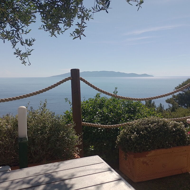 Stella Marina Apartment with Pool, Porto Santo Stefano, Argentario: Autunno, Estate, Primavera, Vista Panoramica
