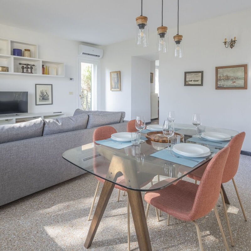 Torre Dell'Amore, Genova, Seaview: Autumn, Kitchen, Living Room, Spring, Summer