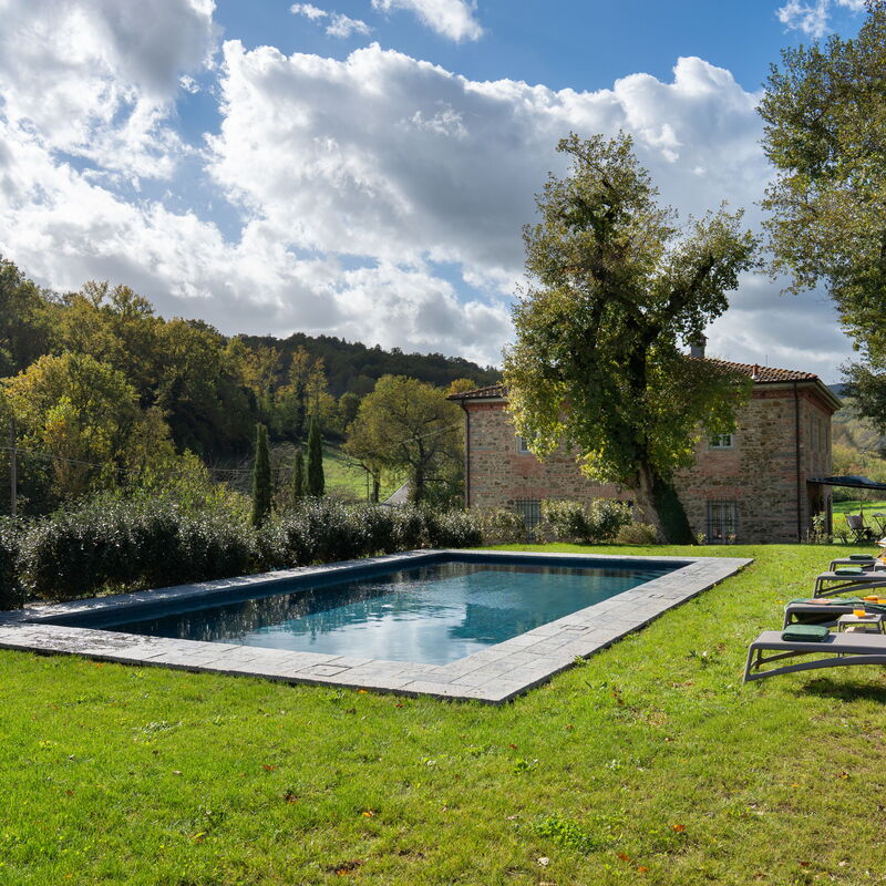 La Morella: Building Exterior, Outdoor, Pool