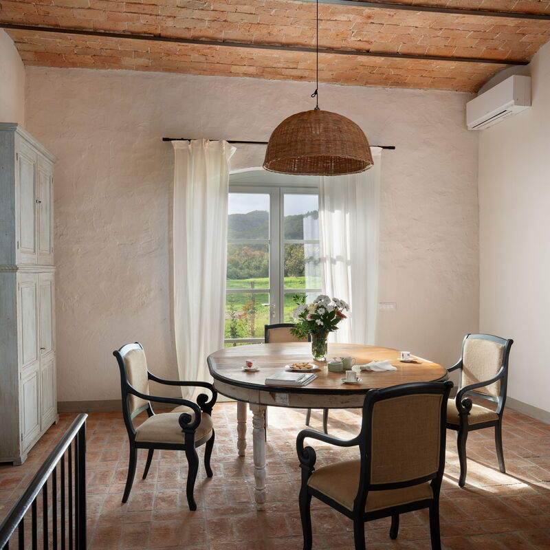 La Morella: Dining Room, Living Room