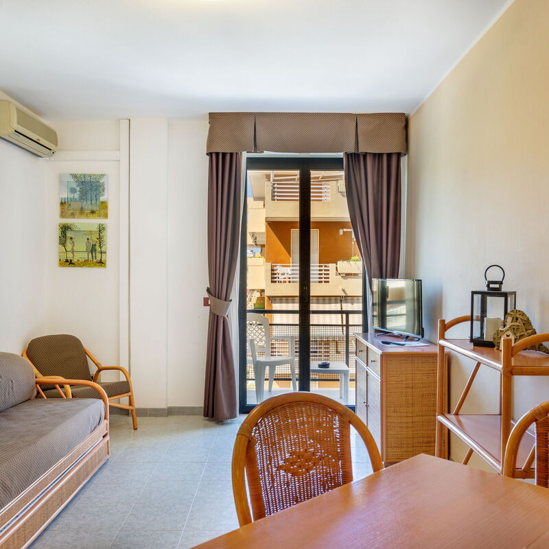 Alghero Residence, Seaside Apartments: Autumn, Kitchen, Living Room, Spring, Summer