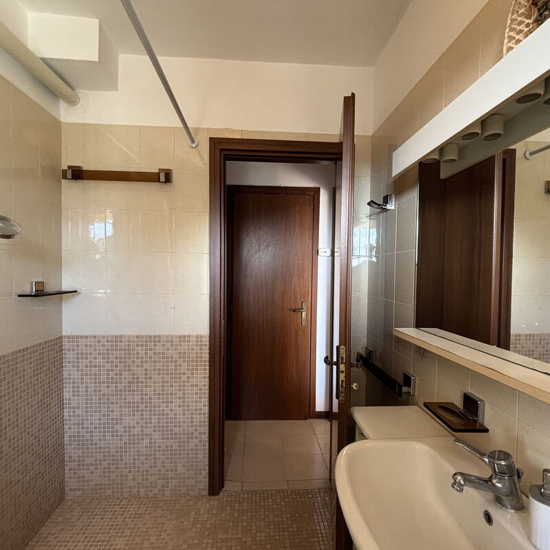 La Casa di Viviana Terrace, Close to the Beach: Autumn, Bathroom, Spring, Summer