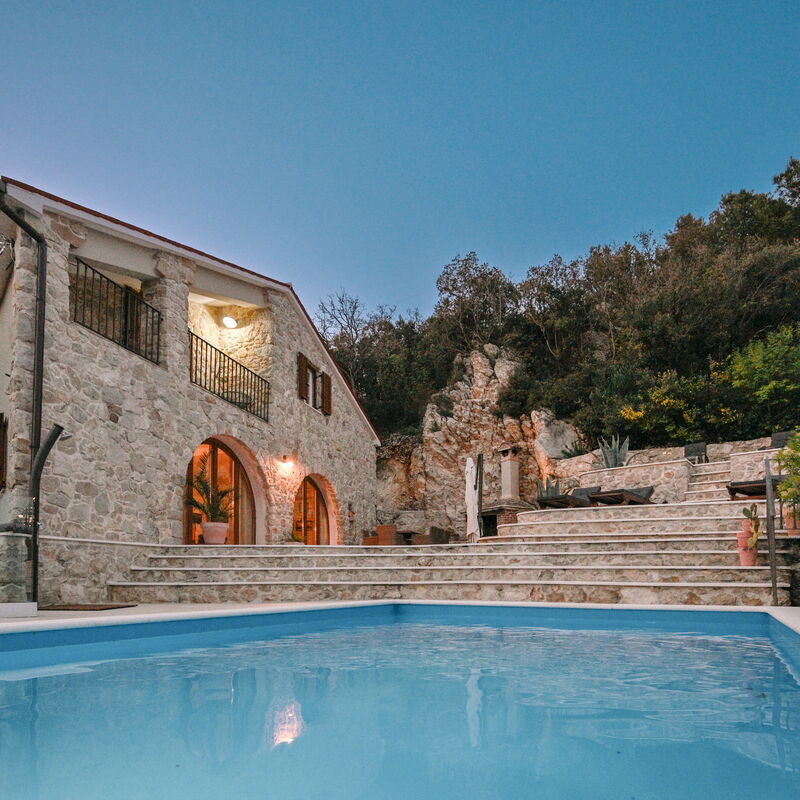 Villa Bogijeva Cliff House, Stunning View: Frühling, Herbst, Schwimmbad, Sommer