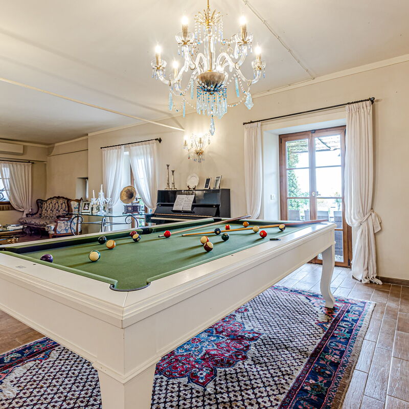 Villa la Cerbaina: Salle à manger, Salon