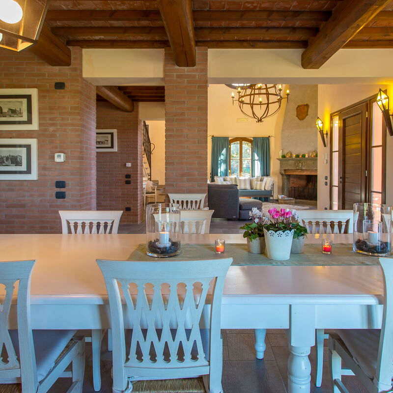Villa Francesca: Dining Room, Living Room, Main Entrance