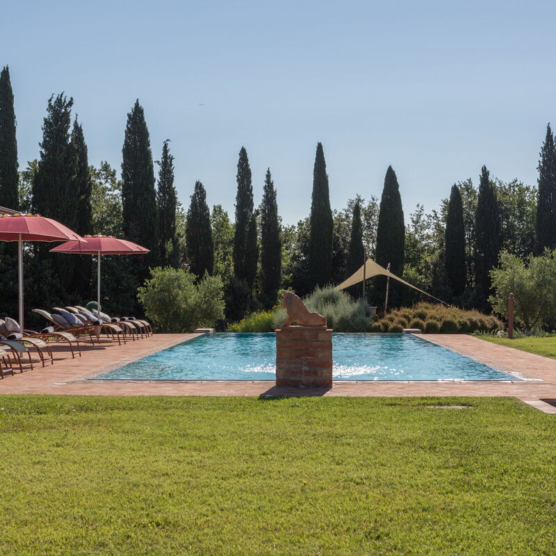 Villa Francesca: Building Exterior, Pool