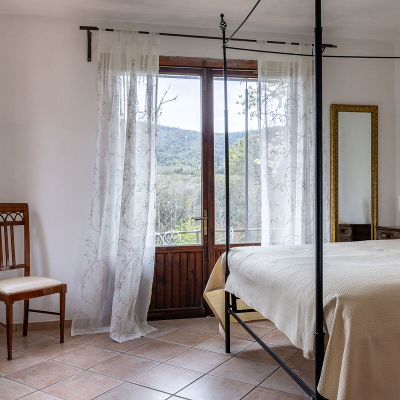 Le Sodole Farmhouse, San Gimignano: Autumn, Bedroom, Spring, Summer