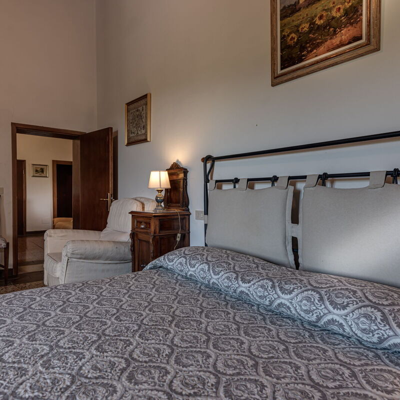 Le Sodole Farmhouse, San Gimignano: Autumn, Bedroom, Spring, Summer