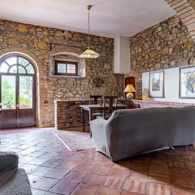 Podere le Lune with Pool, San Gimignano: Autumn, Living Room, Spring, Summer