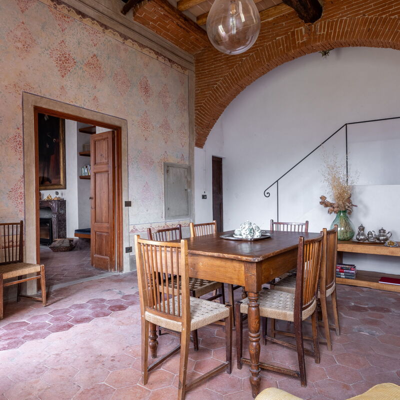 Villa Il Casalino, Florentine Hills with Pool: Autumn, Dining Room, Spring, Summer