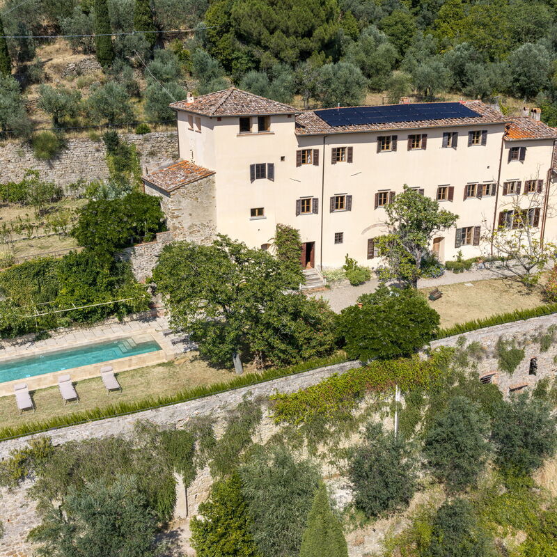 Villa Il Casalino, Florentine Hills with Pool: Frühling, Garten, Herbst, Schwimmbad, Sommer