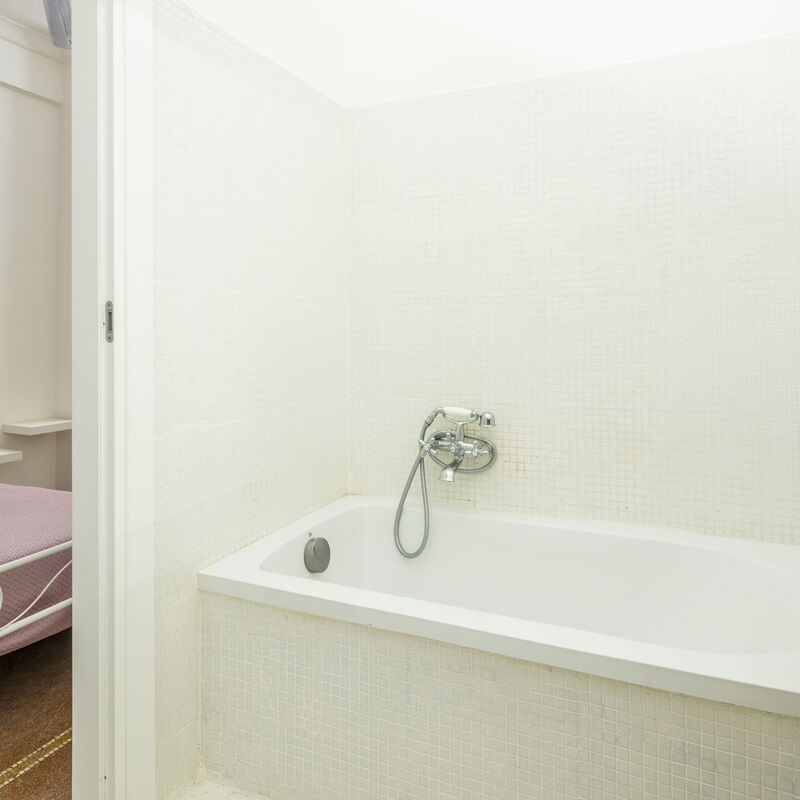 La Casa di Bruno, Terrace, in the Heart of Genova: Autumn, Bathroom, Spring, Summer