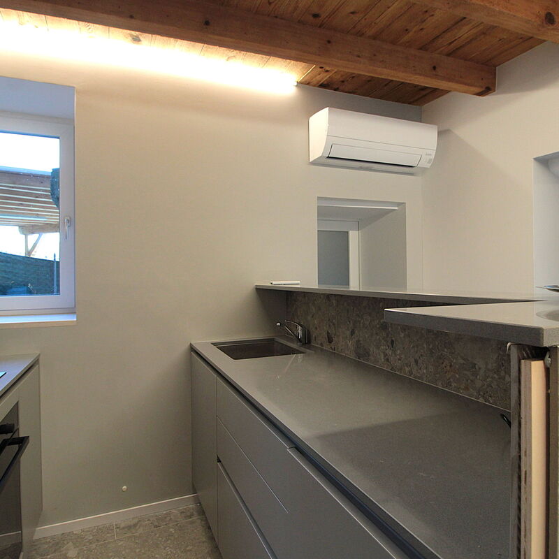 Villa Dolce Bacio, Pool and Spa, Valdobbiadene: Autumn, Kitchen, Spring, Summer