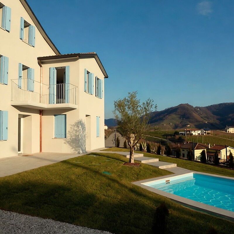 Villa Dolce Bacio, Pool and Spa, Valdobbiadene: Autumn, Building Exterior, Spring, Summer