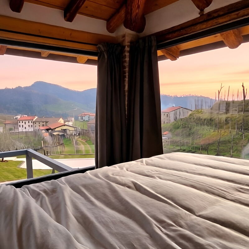 Villa Dolce Bacio, Pool and Spa, Valdobbiadene: Autumn, Bedroom, Spring, Summer