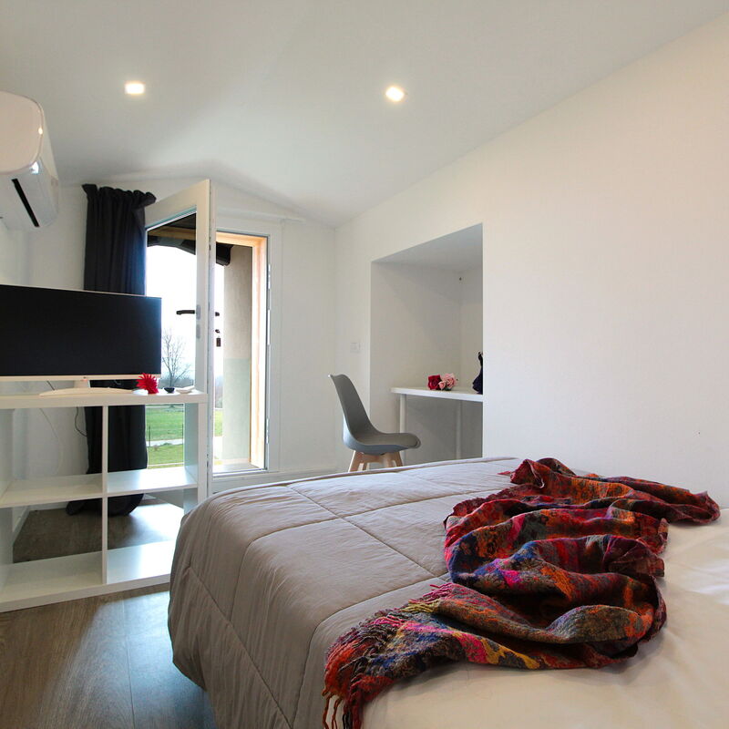 Villa Dolce Bosco with Pool, Valdobbiadene: Frühling, Herbst, Schlafzimmer, Sommer