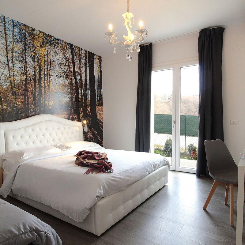 Villa Dolce Bosco with Pool, Valdobbiadene: Frühling, Herbst, Schlafzimmer, Sommer