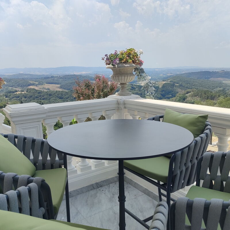 Villa Elisa: Außen, Balkon / Terrasse / Patio