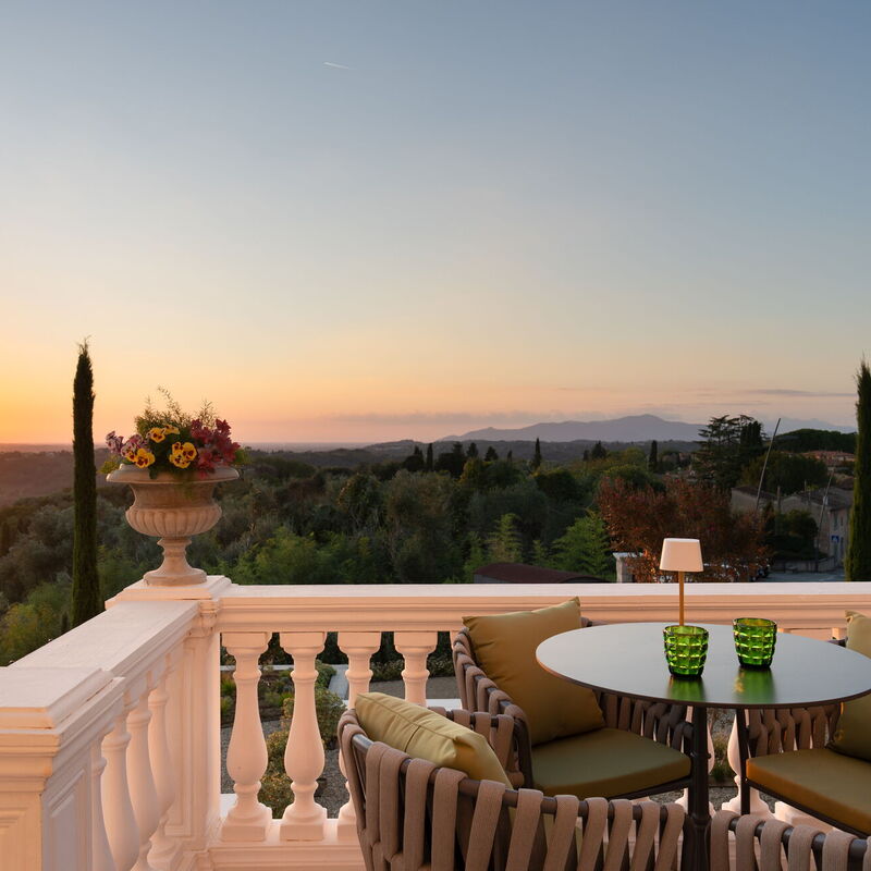 Villa Elisa: Ansichten, Außen, Balkon / Terrasse / Patio, Draussen, Sommer