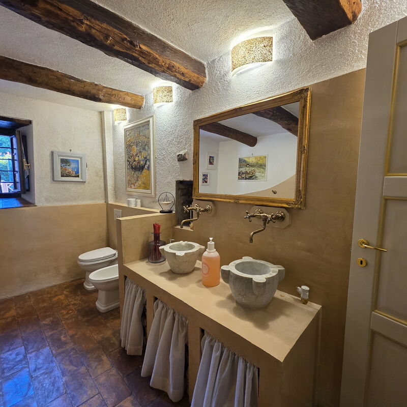 La Casa Rossa, Shared Pool, Marliana: Autumn, Bathroom, Spring, Summer