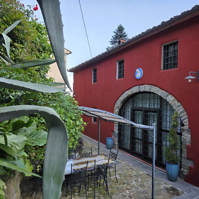 La Casa Rossa, Shared Pool, Marliana: Autumn, Main Entrance, Spring, Summer