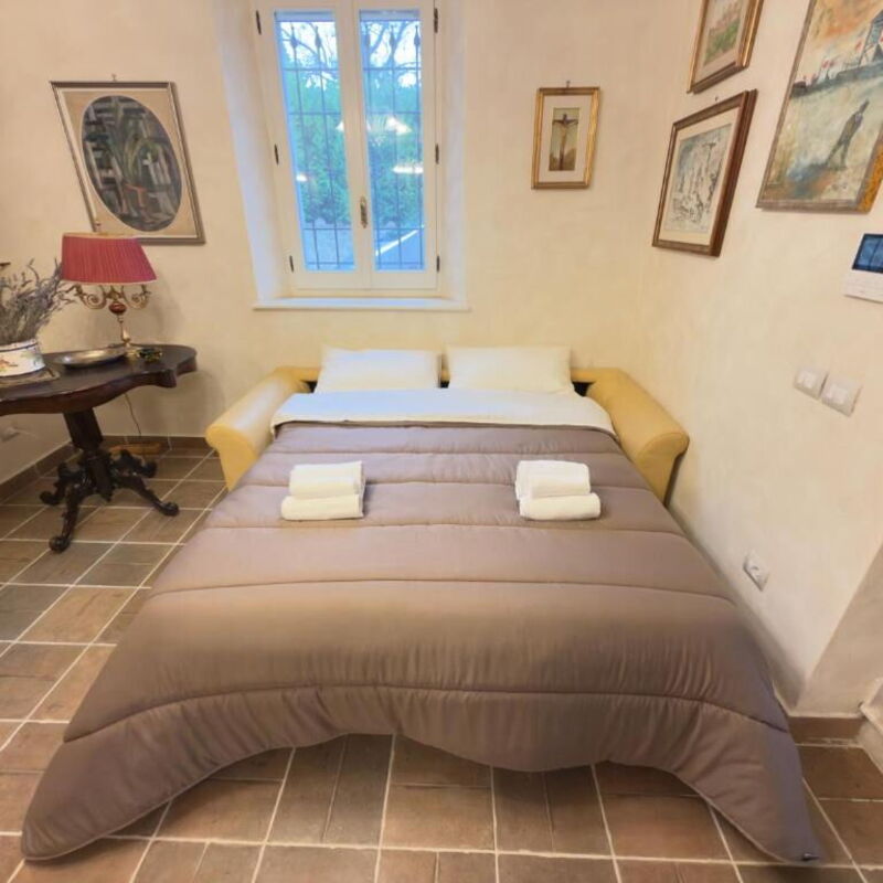 Villa Montepulciano Vineyard and Pool Retreat: Automne, Été, Printemps, Salon