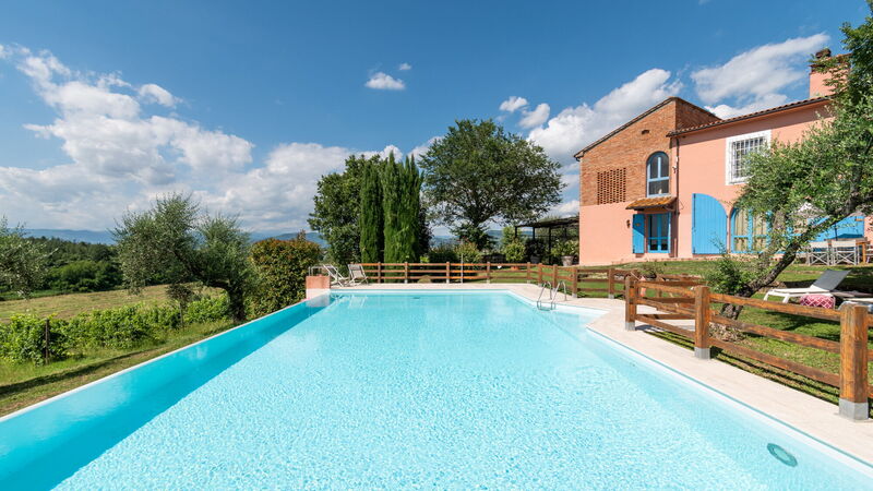 Agriturismo le Due Querce: Automne, bassin, Été, Extérieur, Extérieurs, Hiver, Jardin, Printemps