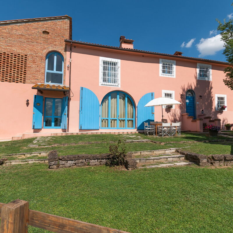 Agriturismo le Due Querce: Autumn, Building Exterior, Garden, Outdoor, Spring, Summer, Winter