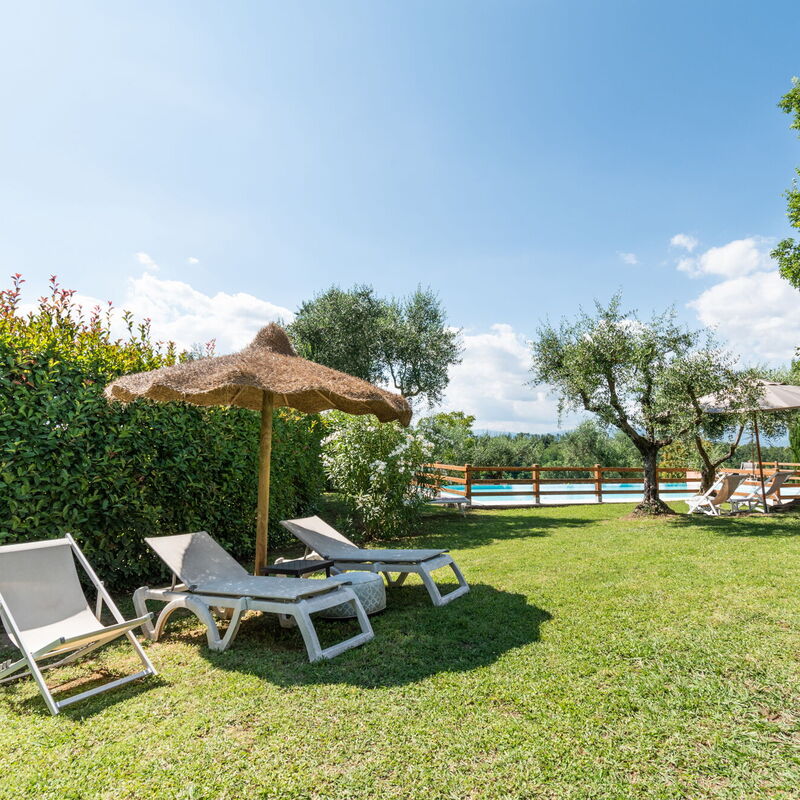 Agriturismo le Due Querce: Autumn, Building Exterior, Garden, Outdoor, Pool, Spring, Summer, Winter