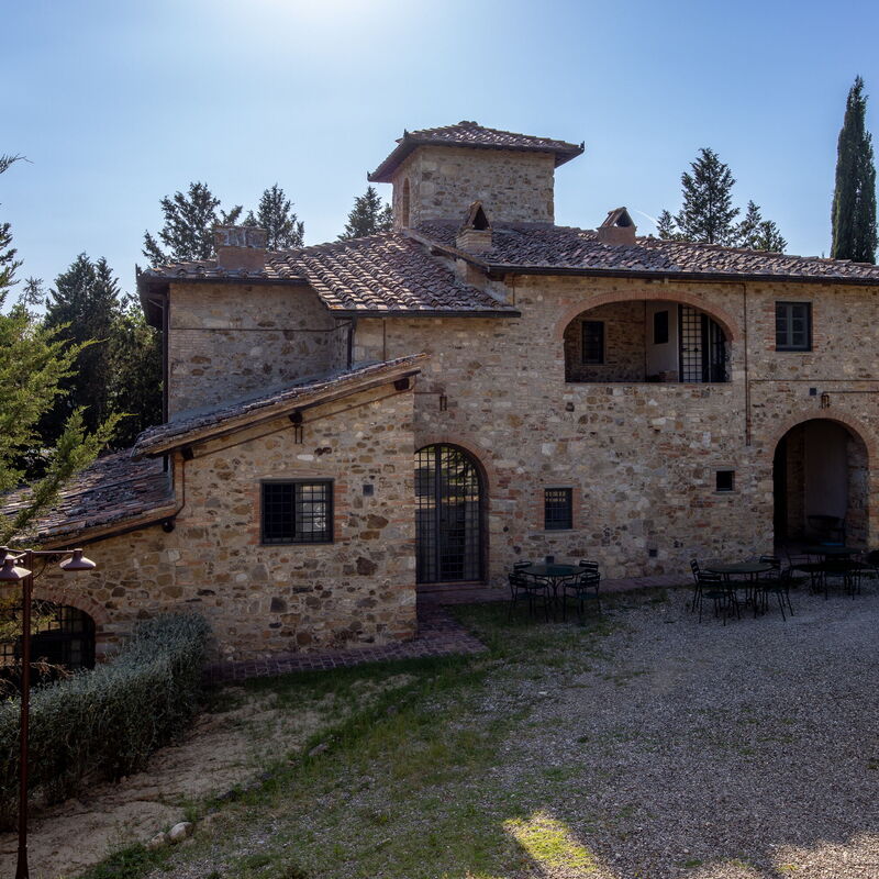 Maison Badia a Passignano: Glavni ulaz, Jesen, Ljeto, Proljeće