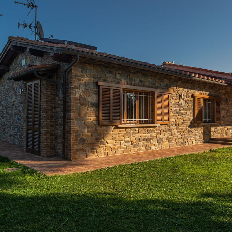 Villa Relax Castagneto Carducci: Autunno, Estate, Giardino, Primavera