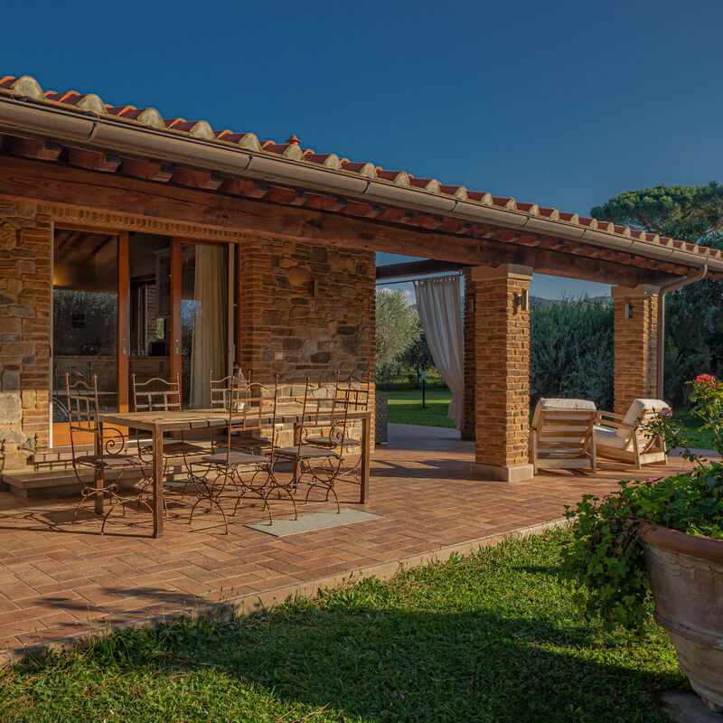 Villa Relax Castagneto Carducci: Autunno, Estate, Giardino, Primavera