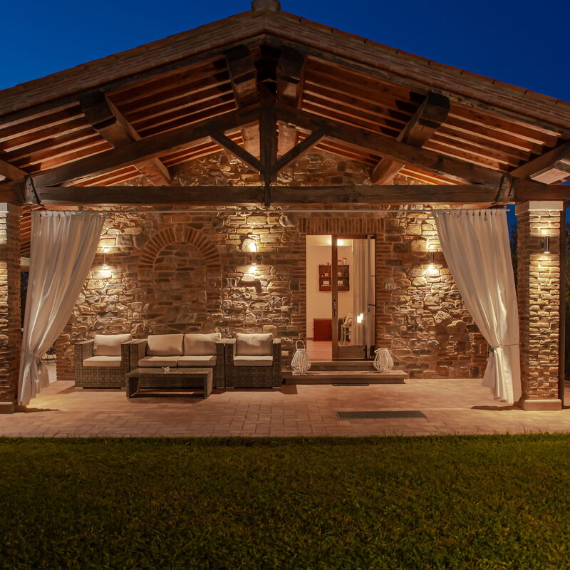 Villa Relax Castagneto Carducci: Autunno, Estate, Giardino, Primavera