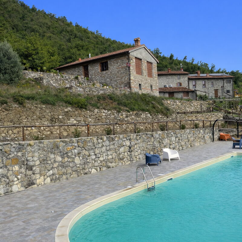 Borgo Antico, Pool, Barberino del Mugello: Autunno, Estate, Piscina, Primavera