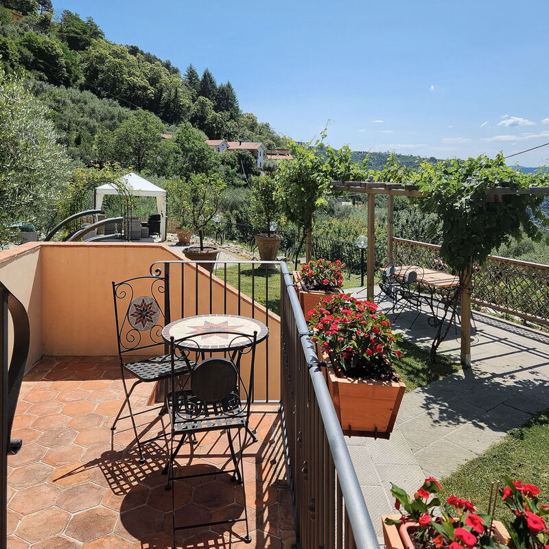 Il Casale di San Jacopo con Piscina Privata: Jesen, Ljeto, Proljeće, Vrt