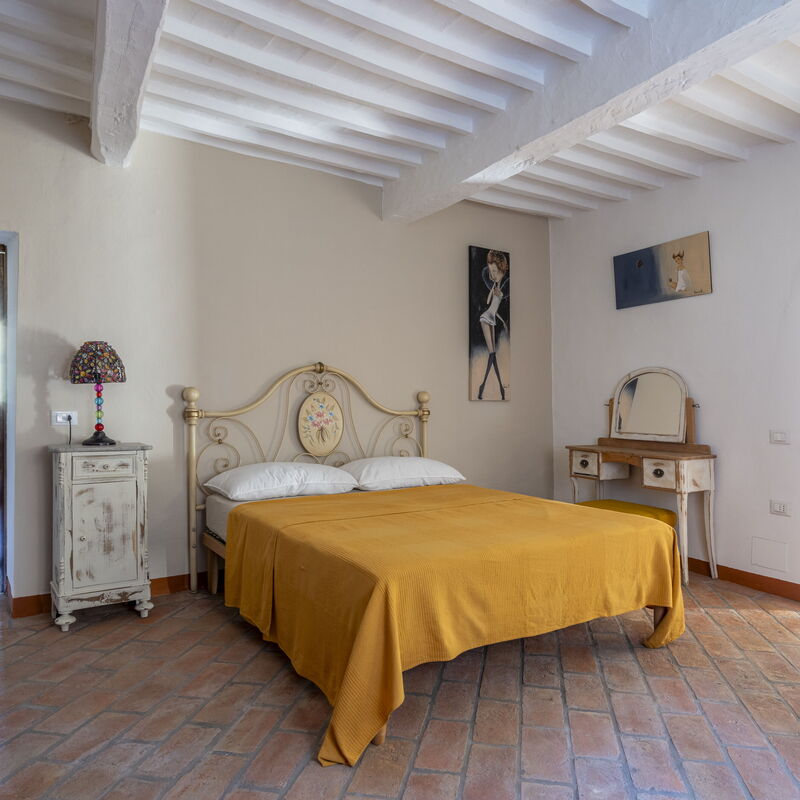 House in Sassa, Historic Tuscany Village, View: Frühling, Herbst, Schlafzimmer, Sommer