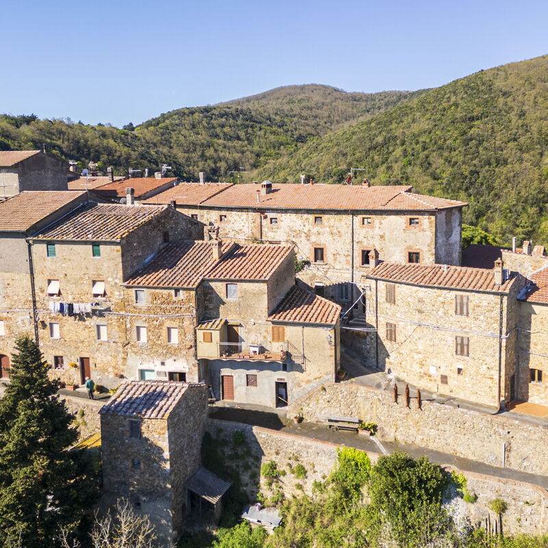 House in Sassa, Historic Tuscany Village, View: Ansichten, Frühling, Herbst, Sommer