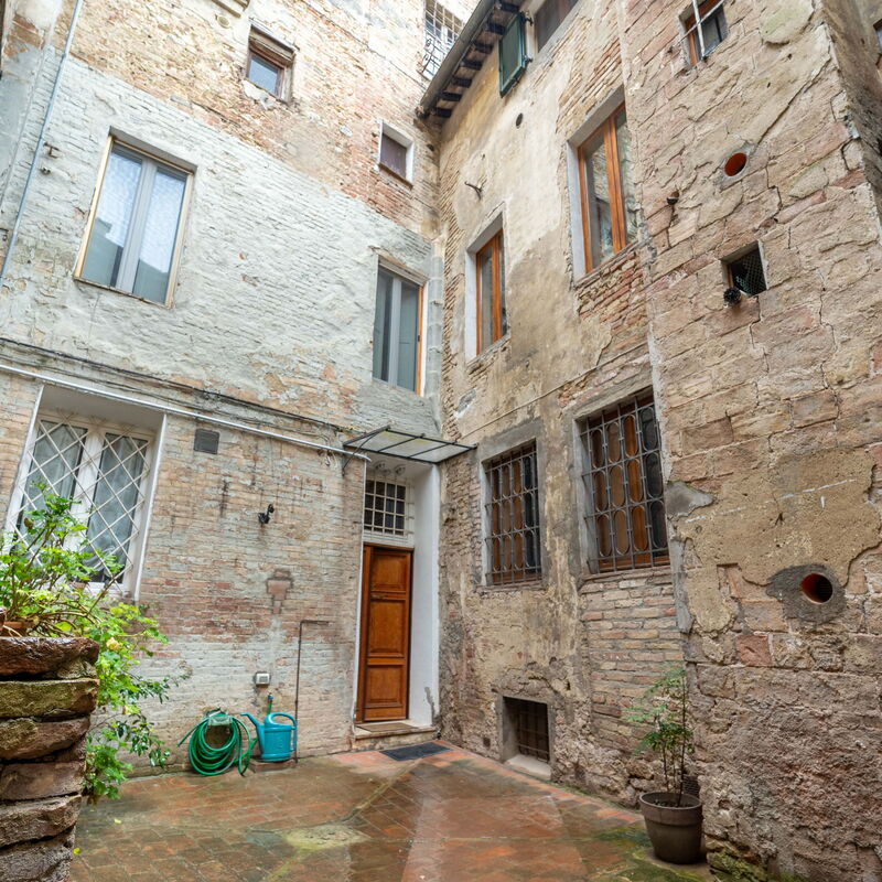 Le Loggine del Pignatello Apartment, Siena City