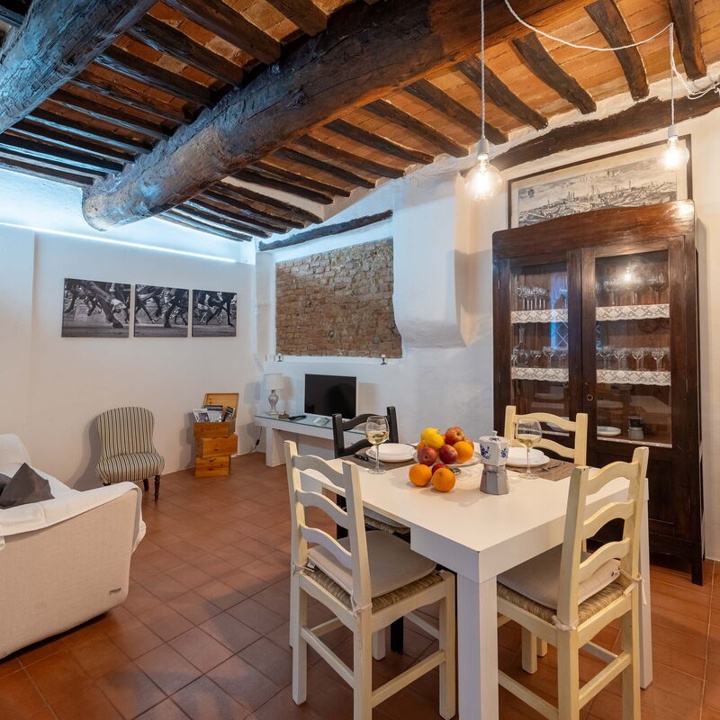 Le Loggine del Pignatello Apartment, Siena City: Autumn, Kitchen, Spring, Summer