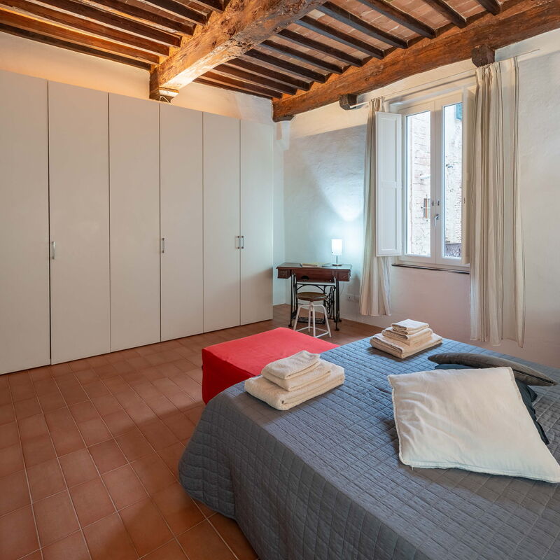 Le Loggine del Pignatello Apartment, Siena City: Autumn, Bedroom, Spring, Summer, Winter