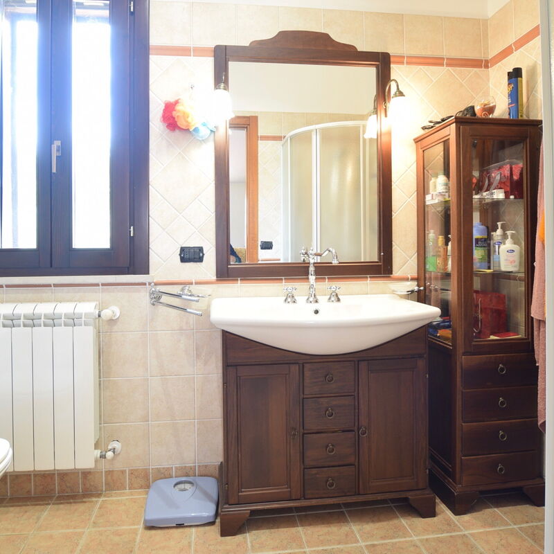 Villa Margi: Automne, Été, Hiver, Printemps, Salle de bain