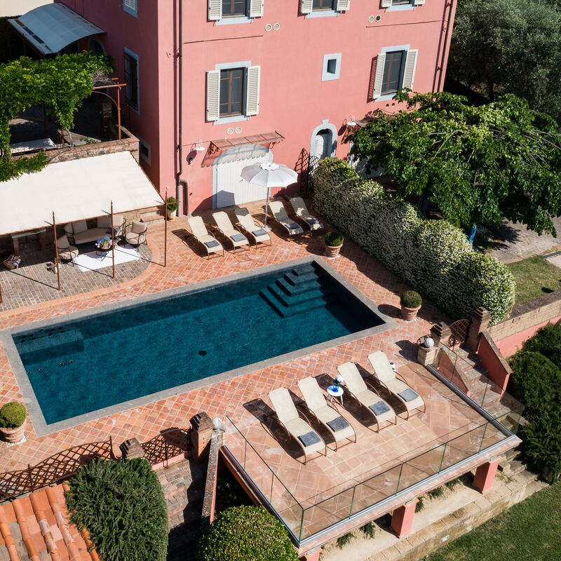 Villa Camelia: Außen, Balkon / Terrasse / Patio, Draussen, Schwimmbad