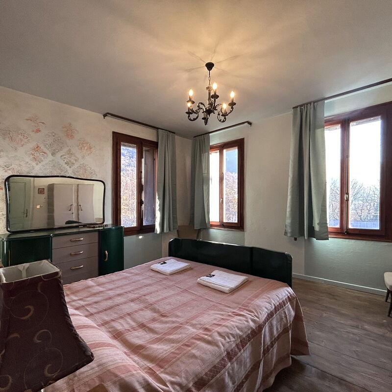 Villa 900 Design & Hills Escape: Automne, chambre à coucher, Été, Hiver, Printemps