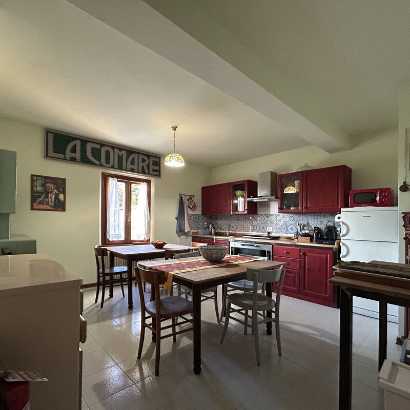 Villa 900 Design & Hills Escape: Automne, Cuisine, Été, Printemps