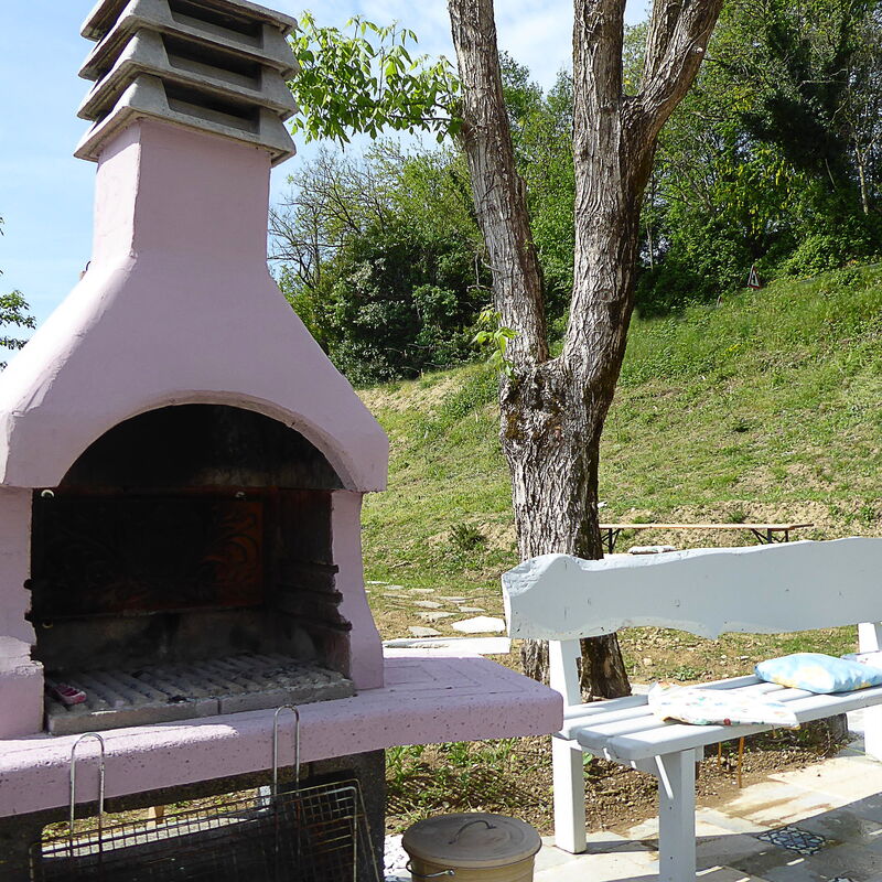 Villa 900 Design & Hills Escape: Jesen, Ljeto, Proljeće, Vrt